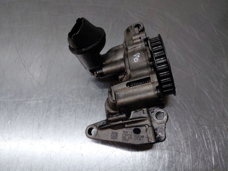Recambio de bomba aceite para audi a6 berlina (4a2) 40 tdi basic referencia OEM IAM   