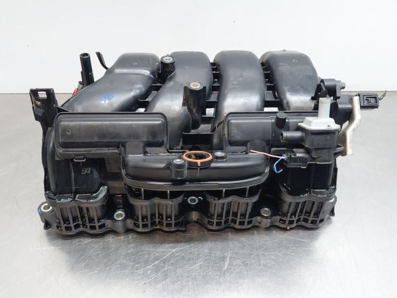 Recambio de colector admision para toyota rav4 hybrid 4x2 advance referencia OEM IAM 1712025020  