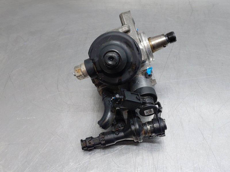 Recambio de bomba inyeccion para volkswagen scirocco (137) 2.0 tdi (103kw) bluemotion referencia OEM IAM 03L130755 0445010507 