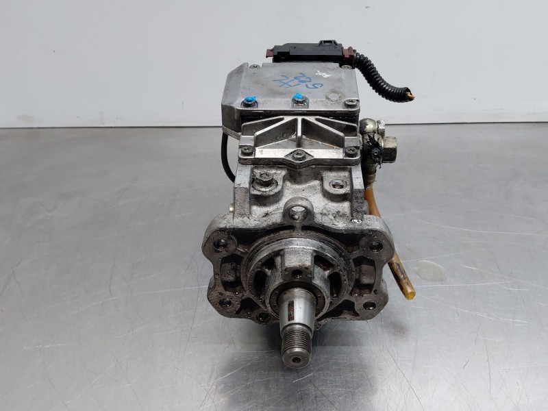Recambio de bomba inyeccion para bmw serie 3 berlina (e46) 320d referencia OEM IAM 13517787562  