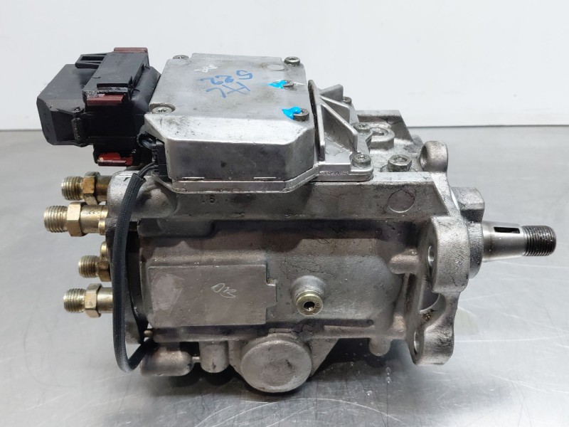Recambio de bomba inyeccion para bmw serie 3 berlina (e46) 320d referencia OEM IAM 13517787562  