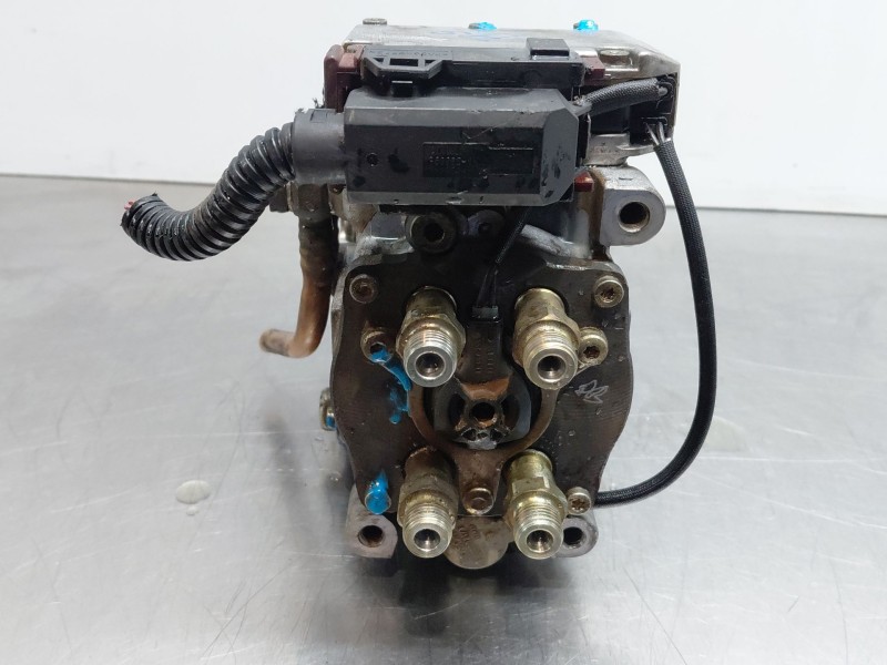 Recambio de bomba inyeccion para bmw serie 3 berlina (e46) 320d referencia OEM IAM 13517787562  