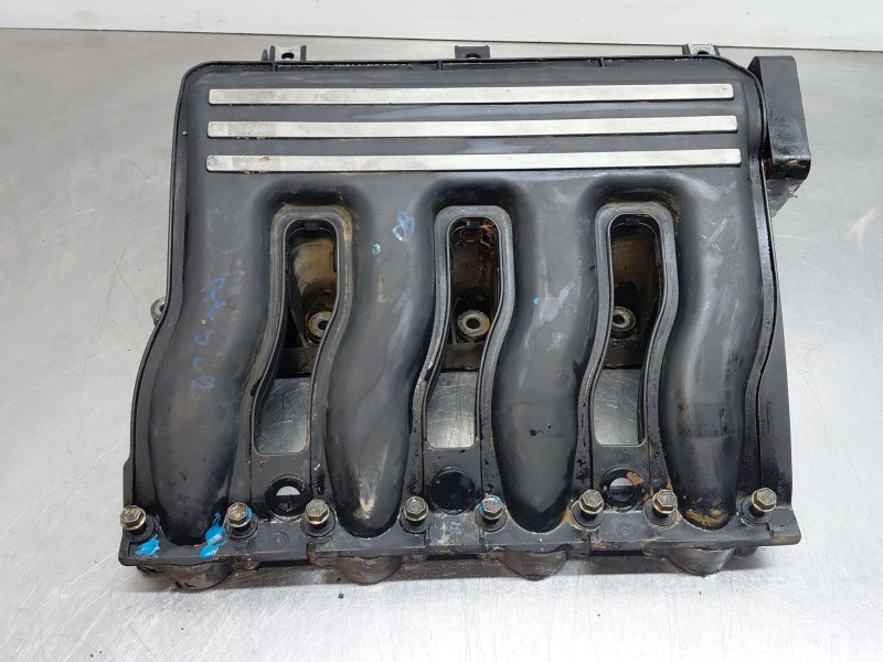 Recambio de colector admision para bmw serie 3 berlina (e46) 320d referencia OEM IAM 11612246942  