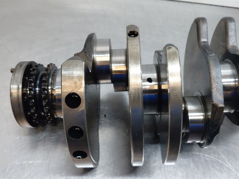 Recambio de cigueñal para audi a5 coupe (8t) 2.7 tdi referencia OEM IAM   