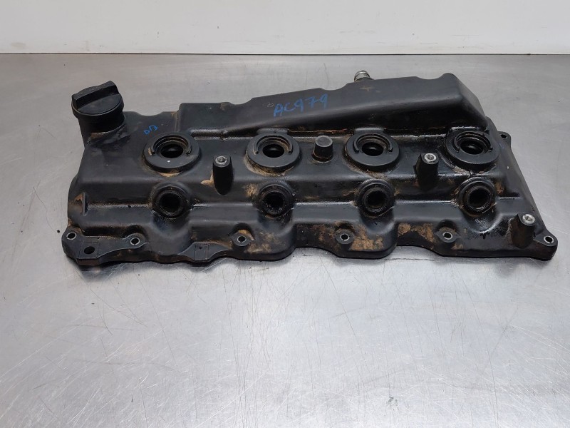 Recambio de tapa balancines para toyota hilux (kun) extra cab 4x4 referencia OEM IAM 1121030110  