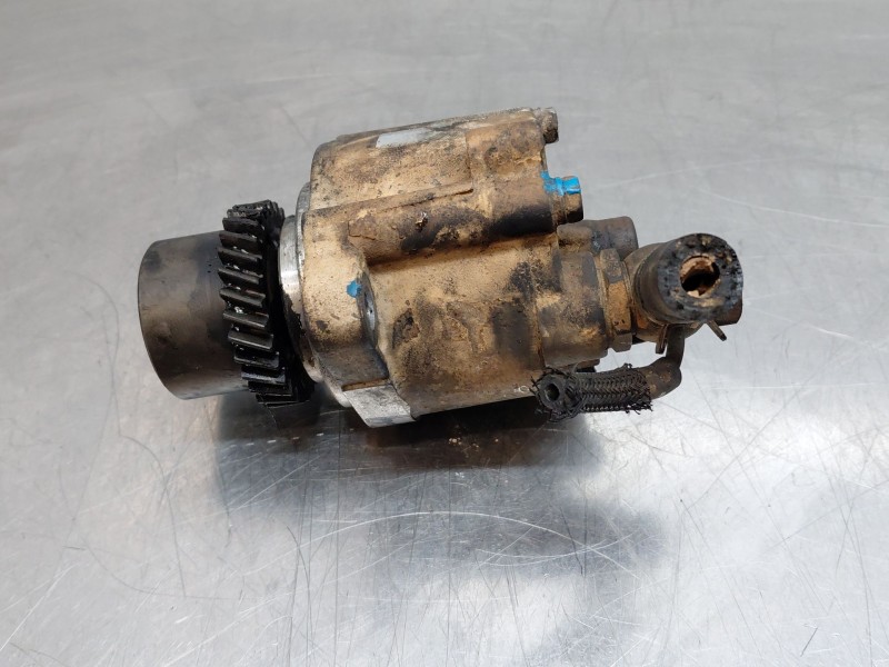 Recambio de depresor freno / bomba vacio para toyota hilux (kun) extra cab 4x4 referencia OEM IAM 293000L010  