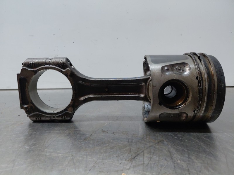 Recambio de biela para ssangyong rodius xdi referencia OEM IAM   
