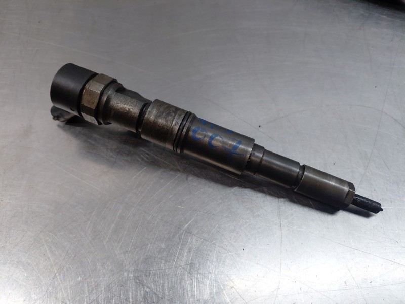 Recambio de inyector para bmw serie 3 touring (e46) 330d referencia OEM IAM 13537785573 0445110047 
