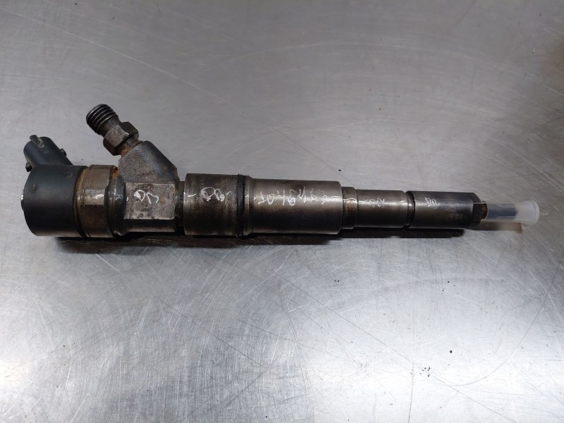Recambio de inyector para bmw serie 3 touring (e46) 330d referencia OEM IAM 13537785573 0445110047 