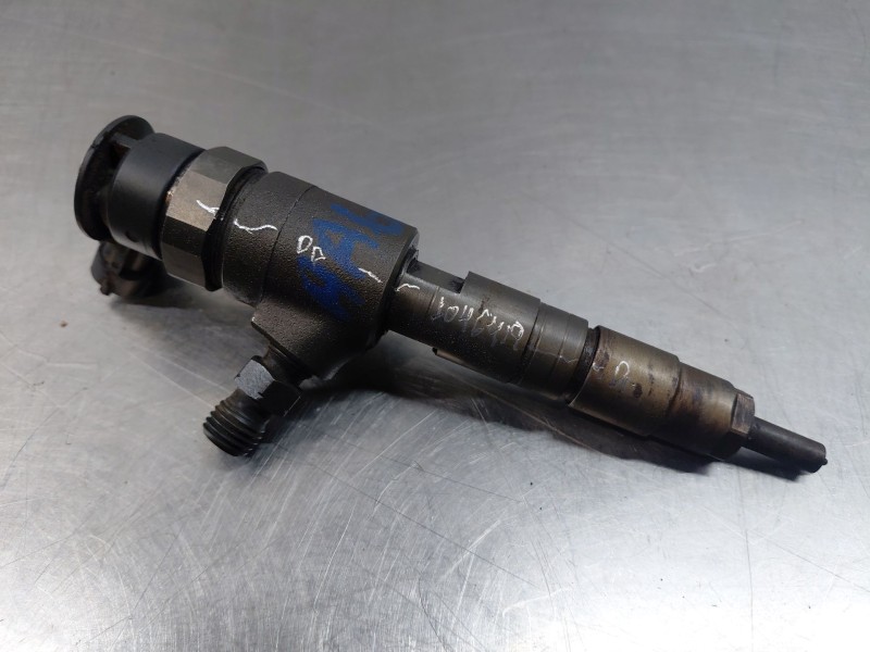 Recambio de inyector para ford ecosport trend referencia OEM IAM 0445110489  