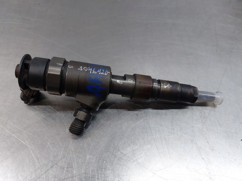 Recambio de inyector para ford ecosport trend referencia OEM IAM 0445110489  