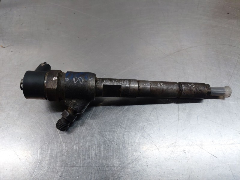 Recambio de inyector para fiat doblo ii cargo (263) furgón basis maxi referencia OEM IAM 0445110183  
