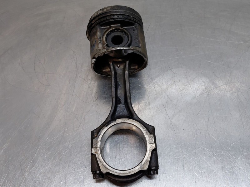 Recambio de biela para toyota hilux (kun) extra cab 4x4 referencia OEM IAM 1320130040  