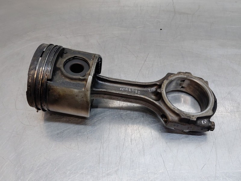 Recambio de biela para toyota hilux (kun) extra cab 4x4 referencia OEM IAM 1320130040  