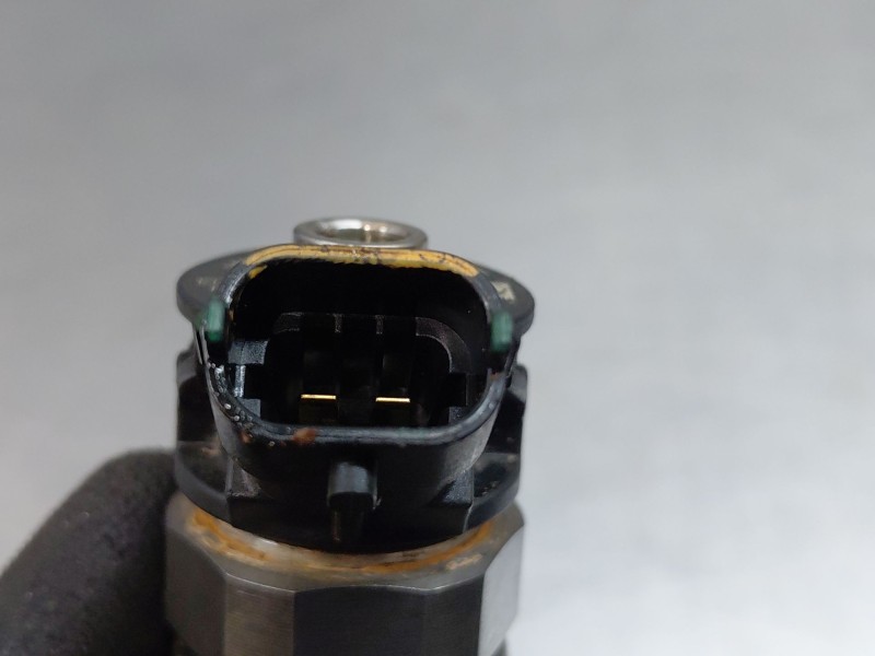 Recambio de inyector para nissan primastar cerrada referencia OEM IAM 0445110939  