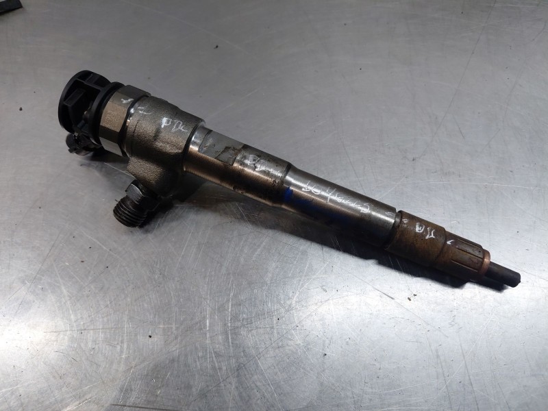 Recambio de inyector para nissan primastar cerrada referencia OEM IAM 0445110939  
