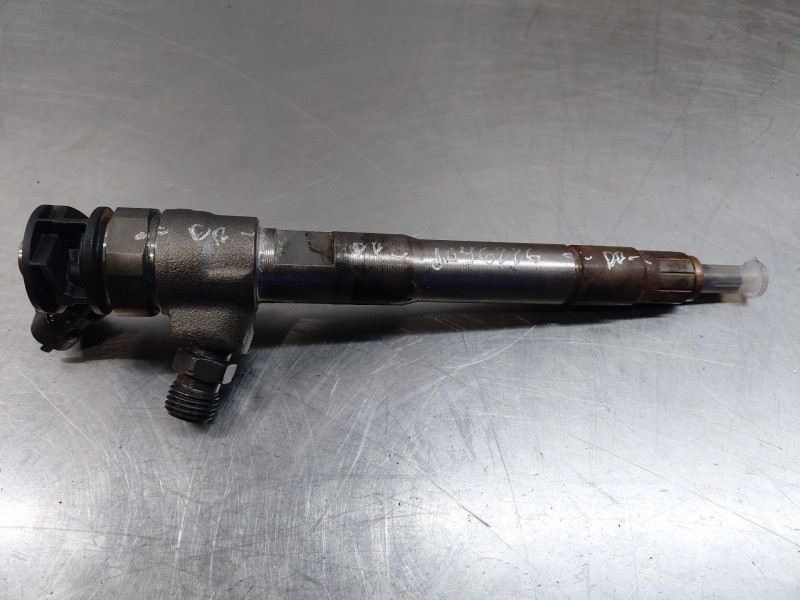 Recambio de inyector para nissan primastar cerrada referencia OEM IAM 0445110939  