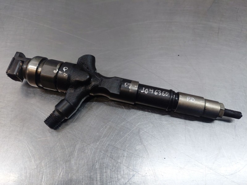 Recambio de inyector para toyota hilux (kun) extra cab 4x4 referencia OEM IAM 2367039145  