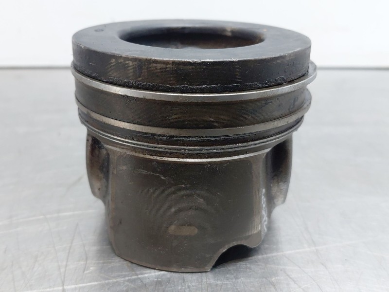 Recambio de piston para peugeot boxer furgón gran volumen 335 l3h3 pro bluehdi 130 referencia OEM IAM   