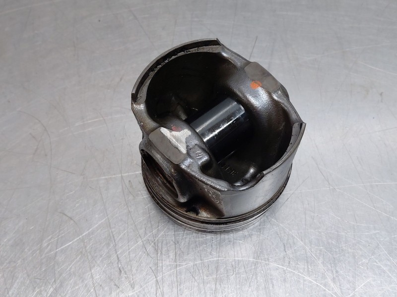 Recambio de piston para peugeot boxer furgón gran volumen 335 l3h3 pro bluehdi 130 referencia OEM IAM   