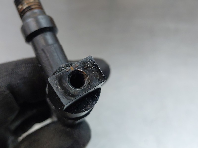 Recambio de inyector para mazda premacy (cp) td active referencia OEM IAM RF4F13H50  