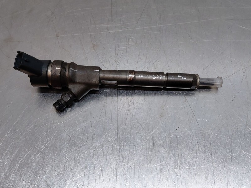 Recambio de inyector para toyota yaris (ksp9/scp9/nlp9) básico referencia OEM IAM 0445110262  