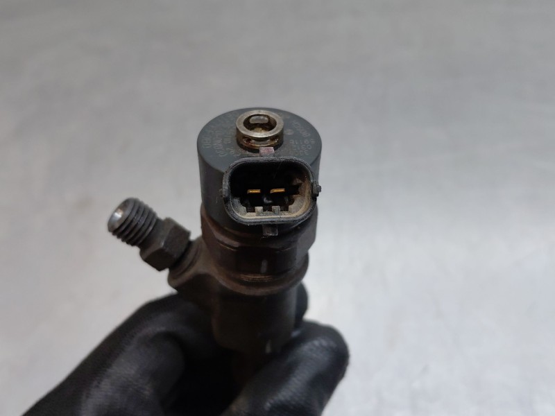 Recambio de inyector para toyota yaris (ksp9/scp9/nlp9) básico referencia OEM IAM 0445110262  