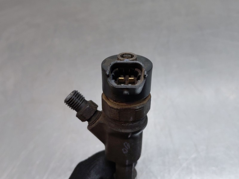 Recambio de inyector para toyota yaris (ksp9/scp9/nlp9) básico referencia OEM IAM 0445110262  