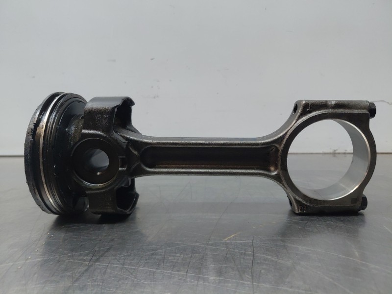Recambio de biela para nissan primastar cerrada referencia OEM IAM 1210000Q2H  