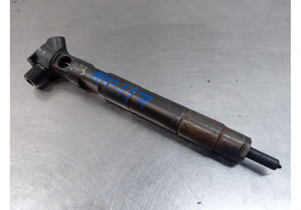 Recambio de inyector para mercedes-benz clase b (w246) b 200 cdi (246.208) referencia OEM IAM A6510701387  