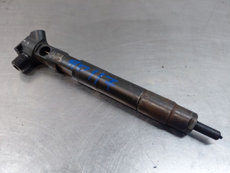 Recambio de inyector para mercedes-benz clase b (w246) b 200 cdi (246.208) referencia OEM IAM A6510701387  