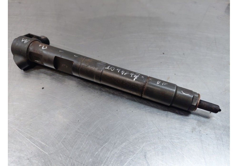 Recambio de inyector para mercedes-benz clase b (w246) b 200 cdi (246.208) referencia OEM IAM A6510701387  