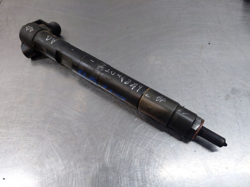 Recambio de inyector para mercedes-benz clase b (w246) b 200 cdi (246.208) referencia OEM IAM A6510701387  