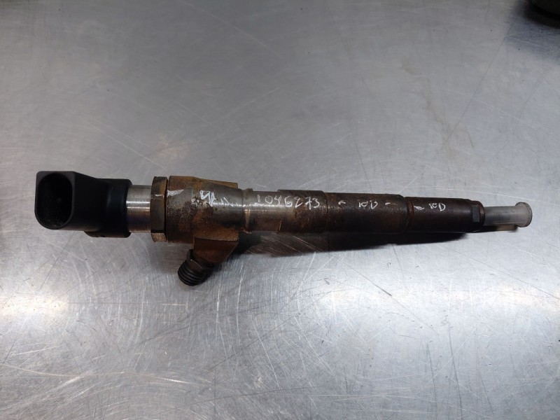 Recambio de inyector para nissan juke (f15) acenta referencia OEM IAM 166006212R  