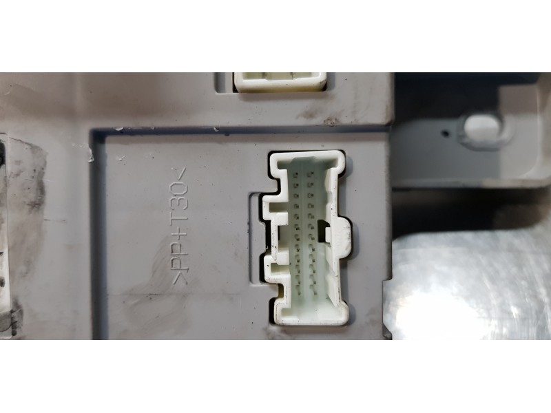 Recambio de modulo electronico para mazda cx-7 (er) style referencia OEM IAM EH6267560E   Recambio de modulo electronico para mazda cx-7 (er) style referencia OEM IAM EH6267560E