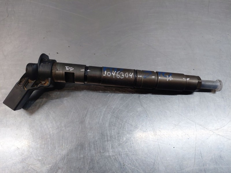 Recambio de inyector para audi a5 coupe (8t) 2.7 tdi referencia OEM IAM   