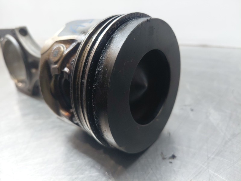 Recambio de biela para bmw serie 3 touring (f31) 318d sport line referencia OEM IAM 11248473777  