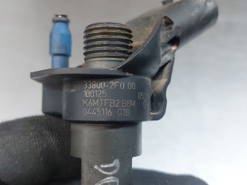 Recambio de inyector para hyundai ix35 style awd referencia OEM IAM 338002F000  