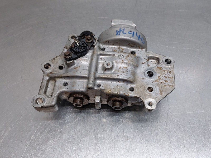 Recambio de bomba aceite para toyota rav4 hybrid 4x2 advance referencia OEM IAM 1510025032  