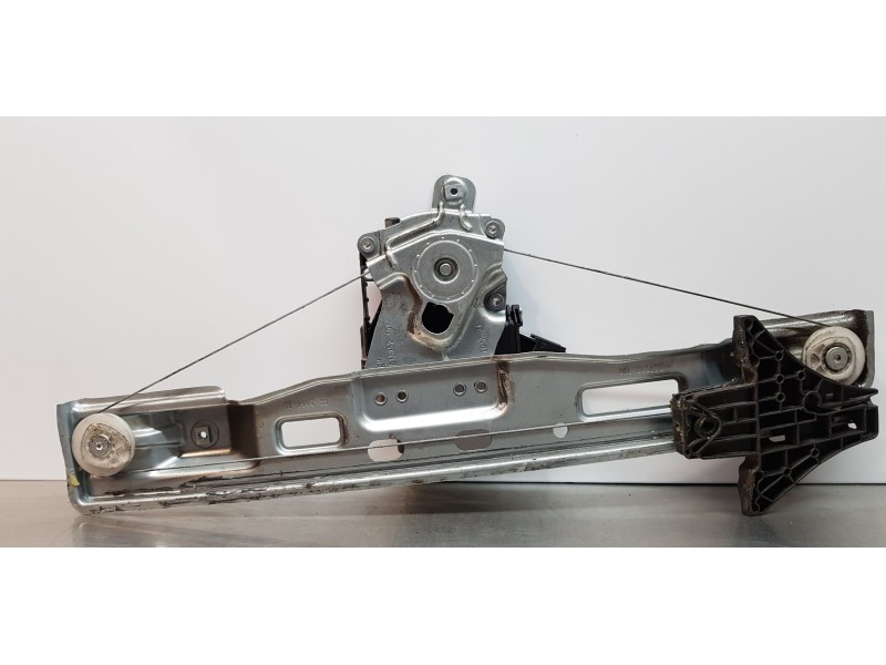 Recambio de elevalunas trasero derecho para opel zafira (c) excellence start/stop referencia OEM IAM 13260142  