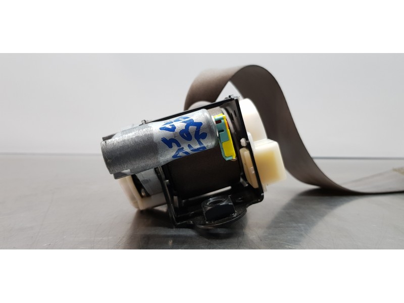 Recambio de cinturon seguridad delantero derecho para ssangyong rodius xdi limited referencia OEM IAM 7462221006ACX  