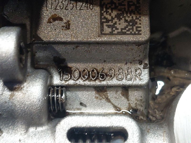 Recambio de bomba aceite para nissan primastar cerrada referencia OEM IAM 150006988R  