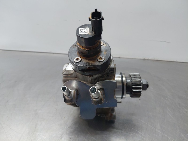 Recambio de bomba inyeccion para nissan primastar cerrada referencia OEM IAM 167009230R 0445011500 