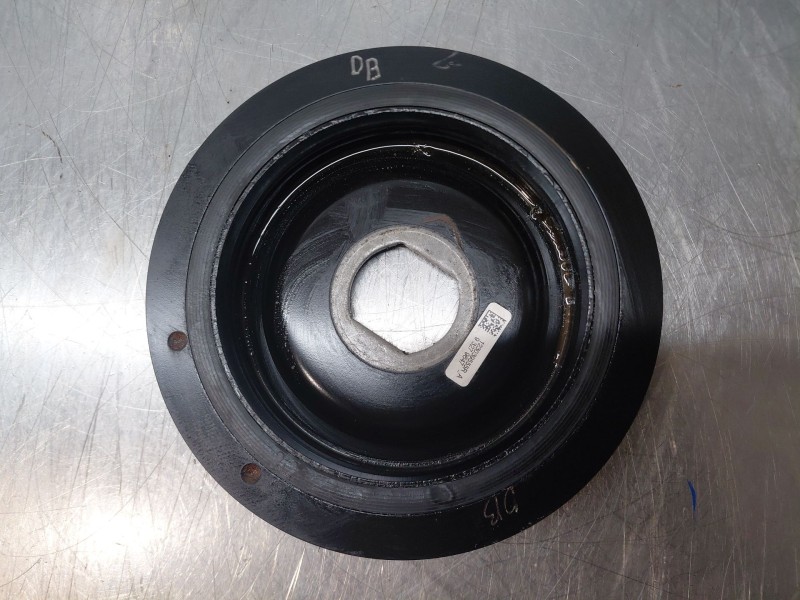 Recambio de polea cigueñal para nissan primastar cerrada referencia OEM IAM 123039555R  