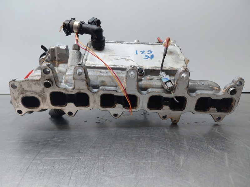 Recambio de colector admision para nissan primastar cerrada referencia OEM IAM 140013553R  