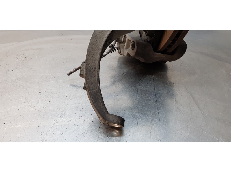 Recambio de mangueta delantera derecha para jaguar xf 3.0 v6 diesel s premium luxury referencia OEM IAM 8W833K185AB  