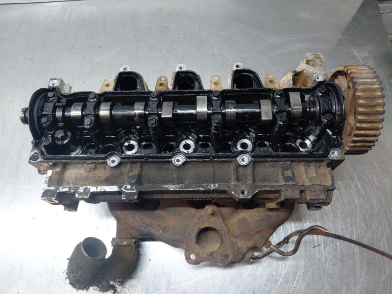 Recambio de culata para nissan juke (f15) acenta referencia OEM IAM 1104100Q2D  