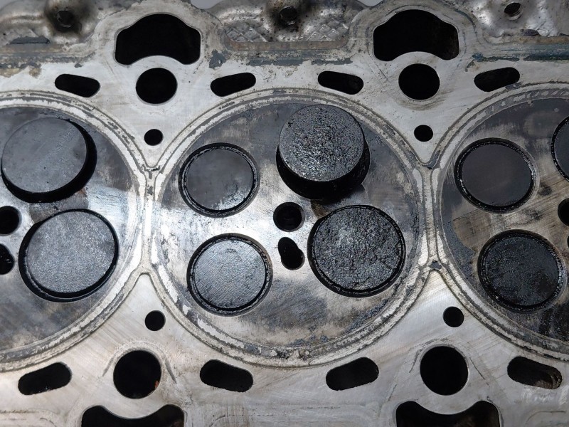 Recambio de culata para kia carens ( ) drive referencia OEM IAM 12RU52AF00  