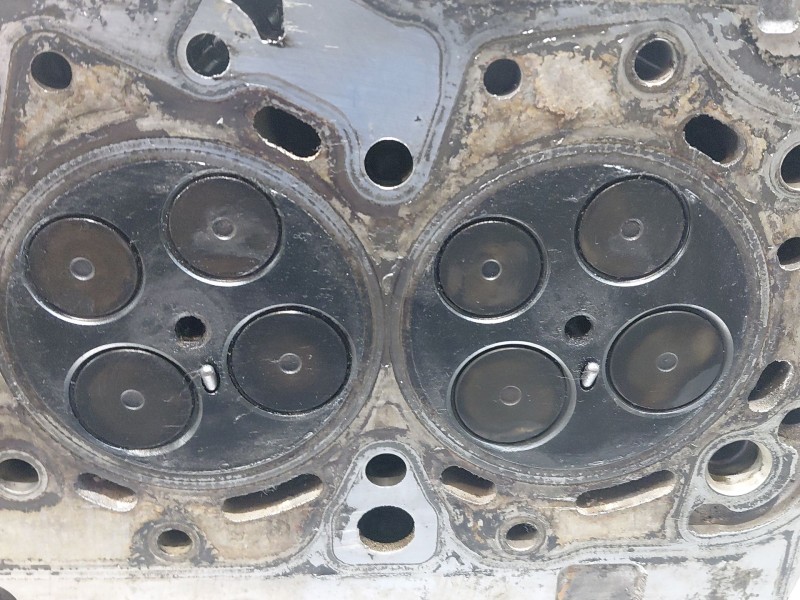 Recambio de culata para ford transit caja cerrada ´06 ft 330 k trend lkw referencia OEM IAM   