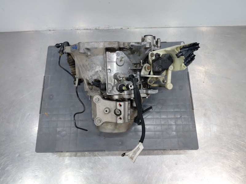 Recambio de caja cambios para peugeot 208 i (ca_, cc_) 1.6 hdi / bluehdi 75 referencia OEM IAM   